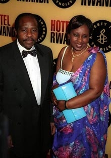 Paul_Rusesabagina.n.wife-pixchris-radish Paul_Rusesabagina.n.wife-pixchris-radish