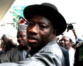 goodluck_jonathan_side-view2
